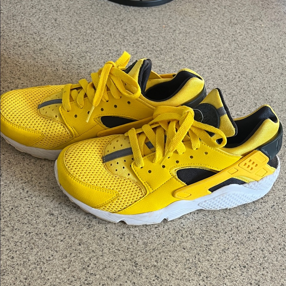 Nike air hurrache sneakers